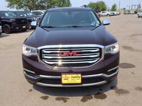 Used 2017 GMC Acadia SLT AWD/4WD image 2