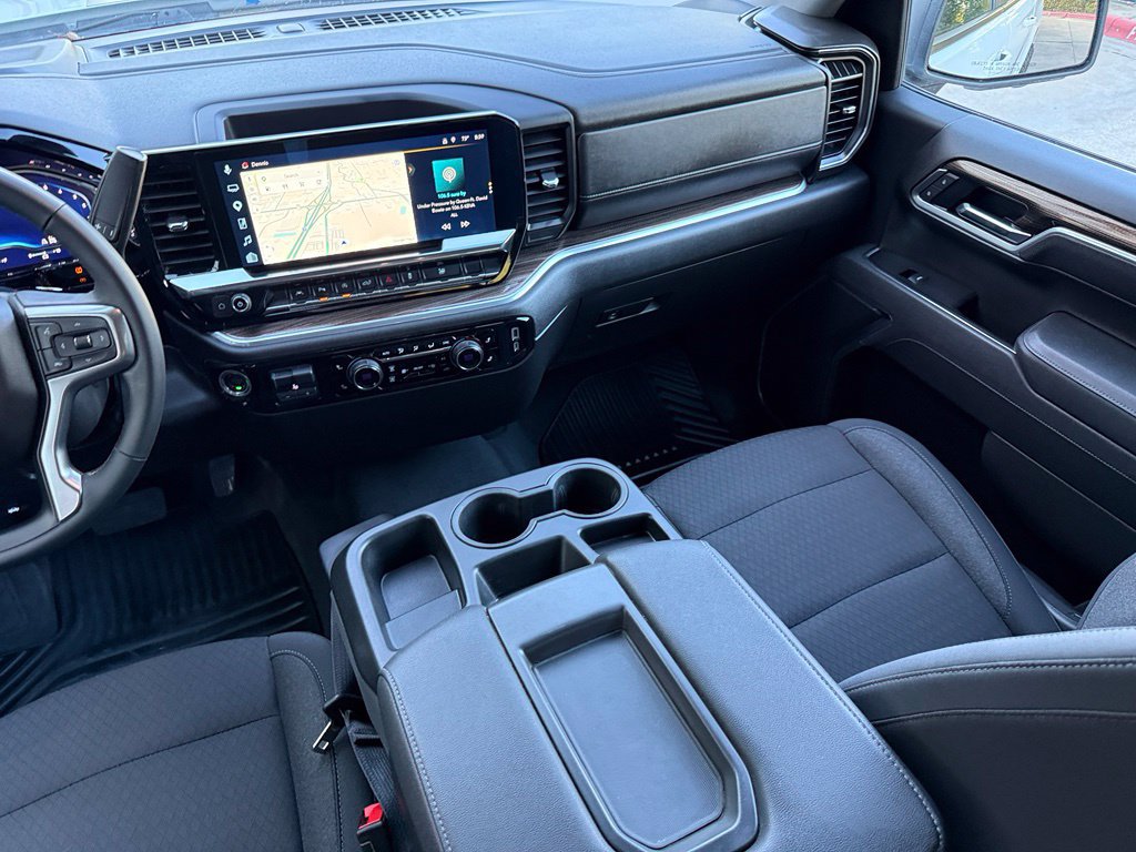 Used 2025 Chevrolet Silverado 1500 LT w/ Safety Package AWD/4WD image 30