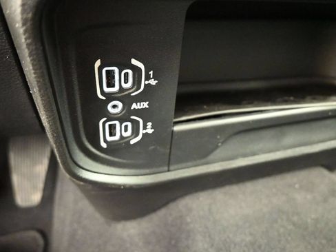 New 2026 RAM 2500 Tradesman AWD/4WD image 31
