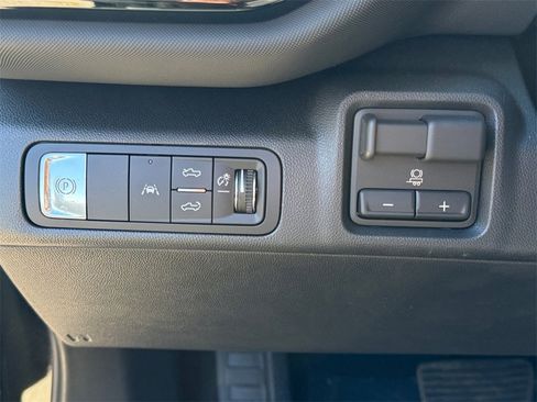 New 2026 Chevrolet Silverado EV Trail Boss w/ Premium Package image 19