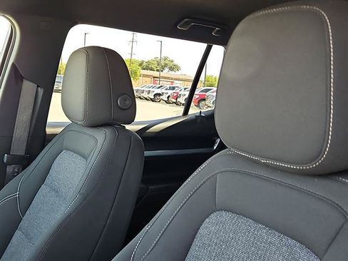 Used 2025 GMC Terrain Elevation w/ Black Edition AWD/4WD image 11