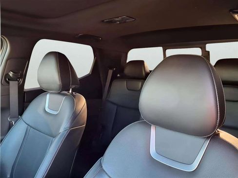 Certified 2023 Hyundai Santa Cruz Limited image 12