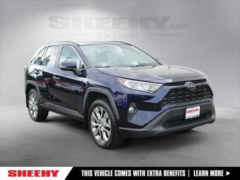 Certified 2020 Toyota RAV4 XLE Premium AWD/4WD image 1