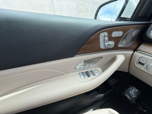 Used 2022 Mercedes-Benz GLE 350 4MATIC image 16