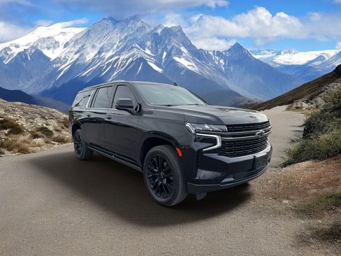 Used 2022 Chevrolet Suburban High Country AWD/4WD image 7