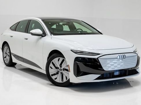 Used 2025 Audi A6 e-tron Premium w/ Ultra Package AWD/4WD image 6