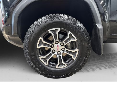 Used 2024 GMC Canyon AT4 w/ AT4 Premium Package image 53