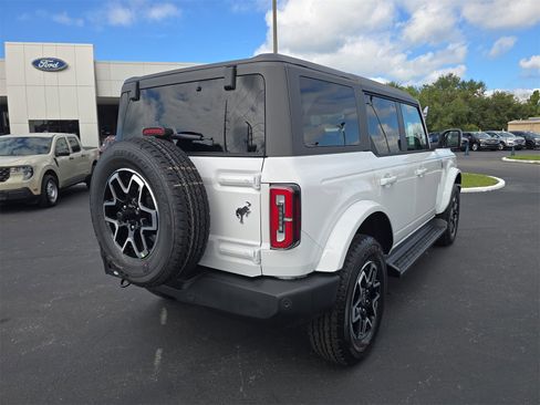 New 2025 Ford Bronco Outer Banks image 4