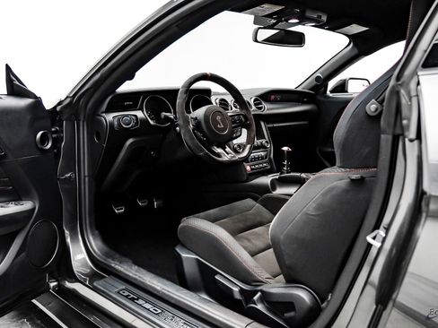Used 2016 Ford Mustang Shelby GT350R w/ GT350R Equipment Group 920A RWD image 36