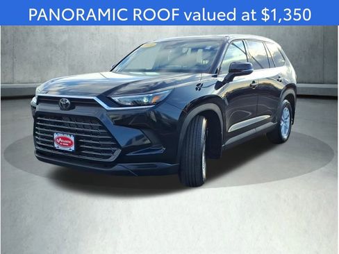 Certified 2024 Toyota Grand Highlander XLE image 4