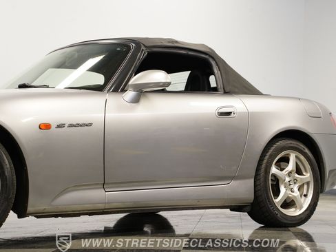 Used 2001 Honda S2000 image 23