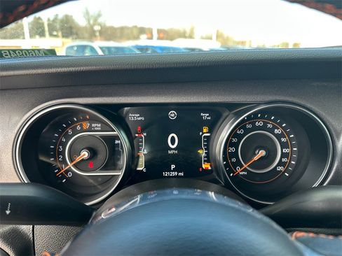 Used 2023 Jeep Gladiator Mojave w/ Cold Weather Group image 27