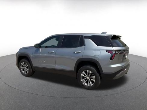 Used 2025 Chevrolet Equinox LT FWD image 10
