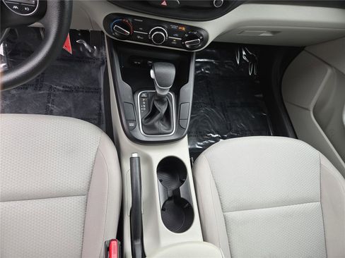 Certified 2023 Kia Soul LX w/ LX Technology Package image 23