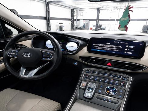 Used 2023 Hyundai Santa Fe SEL w/ Premium Package AWD/4WD image 18