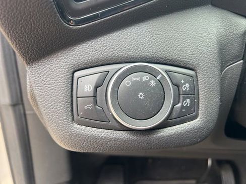 Used 2019 Ford Escape Titanium AWD/4WD image 12