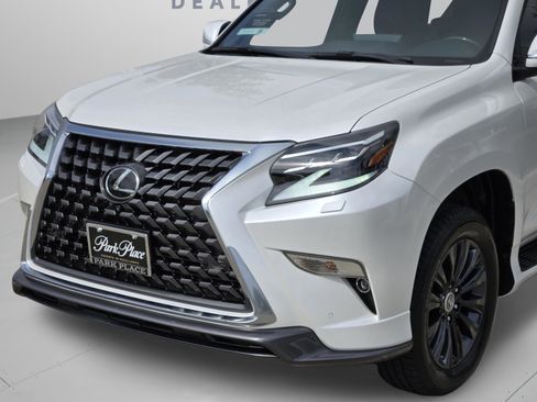 Certified 2023 Lexus GX 460 Luxury w/ Sport Design Package AWD/4WD image 37