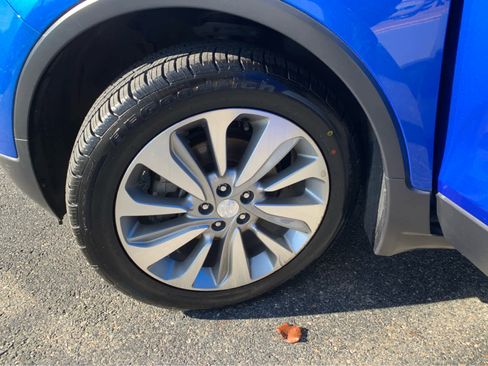 Used 2017 Buick Encore Essence image 8