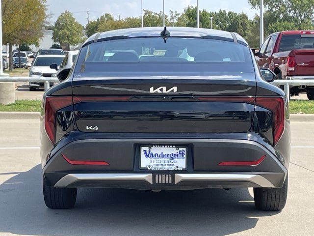 Used 2025 Kia K4 FWD image 5