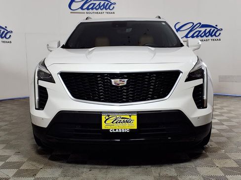 Used 2023 Cadillac XT4 Sport FWD image 3