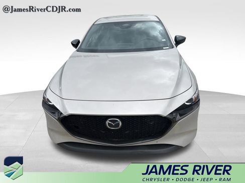Used 2024 MAZDA MAZDA3 s image 9