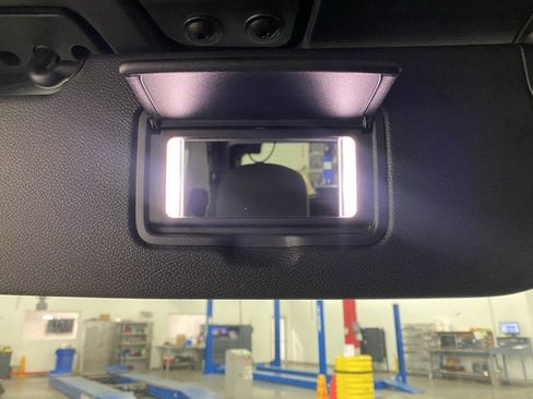 Used 2021 Jeep Wrangler Willys image 30