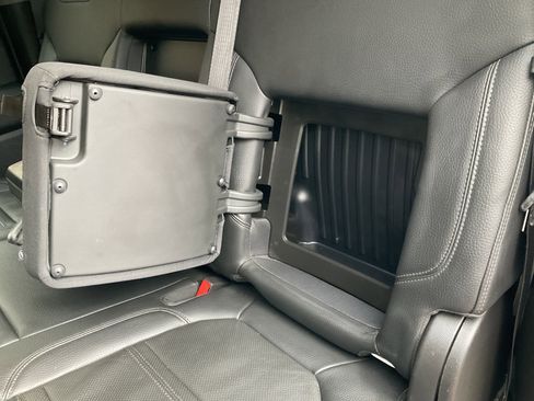 Used 2022 GMC Sierra 3500 Denali image 42