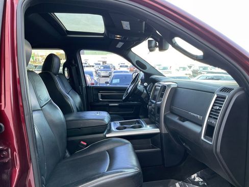 Used 2016 RAM 2500 Limited image 32