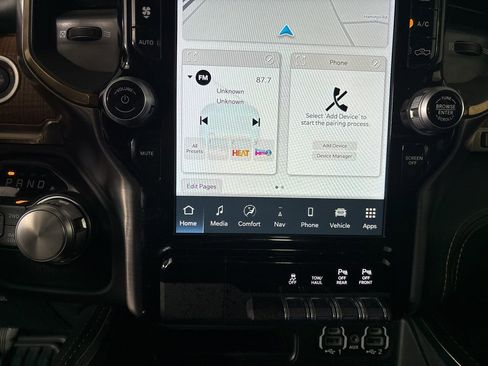 Used 2022 RAM 1500 Limited w/ Bed Utility Group image 19