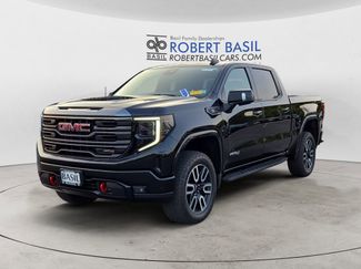 Used 2022 GMC Sierra 1500 AT4 w/ AT4 Preferred Package image 1