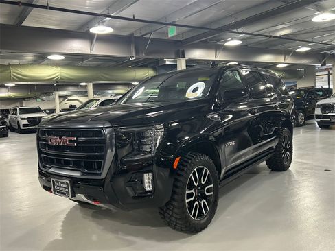 Used 2022 GMC Yukon AT4 w/ Max Trailering Package image 5