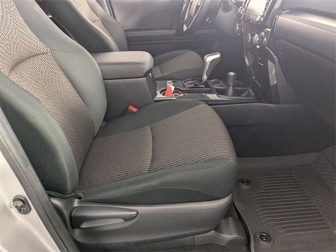 Used 2024 Toyota 4Runner TRD Off-Road image 33