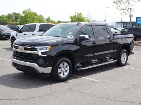 Used 2022 Chevrolet Silverado 1500 LT image 5