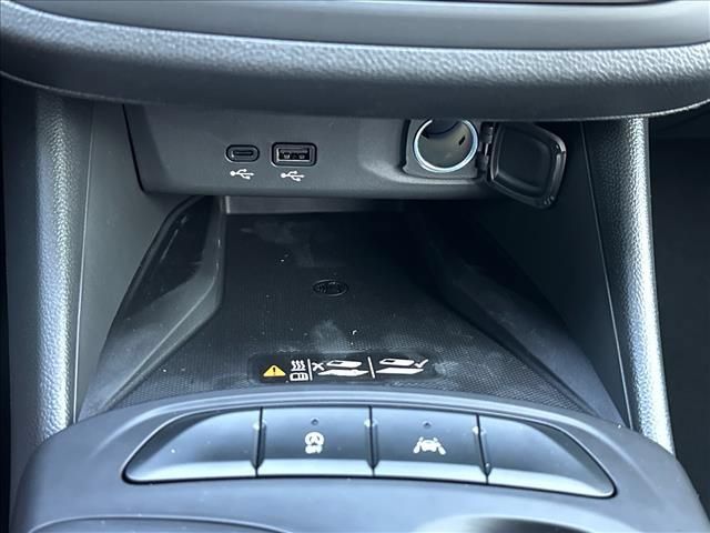 New 2026 Buick Envista Sport Touring w/ Convenience I Package FWD image 32