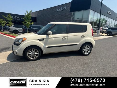 Used 2012 Kia Soul FWD image 8