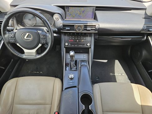 Used 2018 Lexus IS 300 w/ Comfort Package RWD image 25