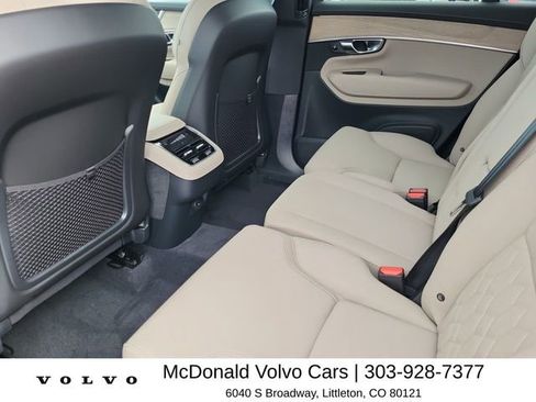 New 2026 Volvo XC90 B6 Core AWD/4WD image 13