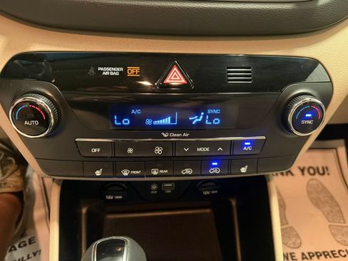 Used 2018 Hyundai Tucson Sport AWD/4WD image 36