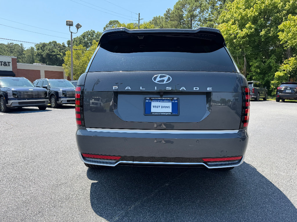 New 2027 Hyundai Palisade Calligraphy FWD image 5