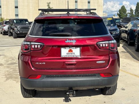 Used 2022 Jeep Compass Latitude w/ Sun and Sound Group image 5