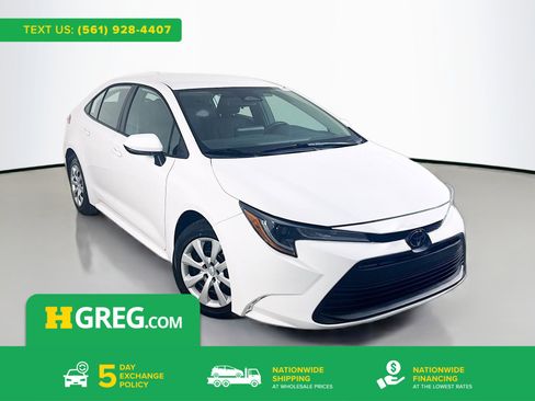 Used 2024 Toyota Corolla LE FWD image 1