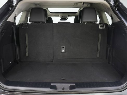 Used 2020 Toyota Highlander Platinum AWD/4WD image 9