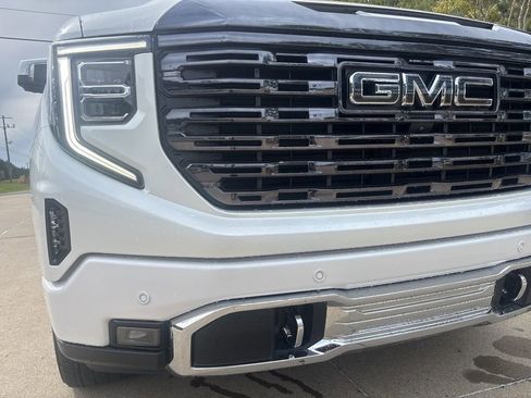 Certified 2023 GMC Sierra 1500 Denali Ultimate image 4