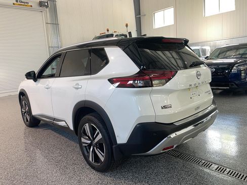 Used 2023 Nissan Rogue Platinum w/ Platinum Premium Package AWD/4WD image 19