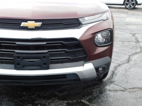 Used 2022 Chevrolet TrailBlazer LT w/ Convenience Package image 9