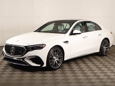 Used 2026 Mercedes-Benz E 53 AMG e 4MATIC Sedan image 13