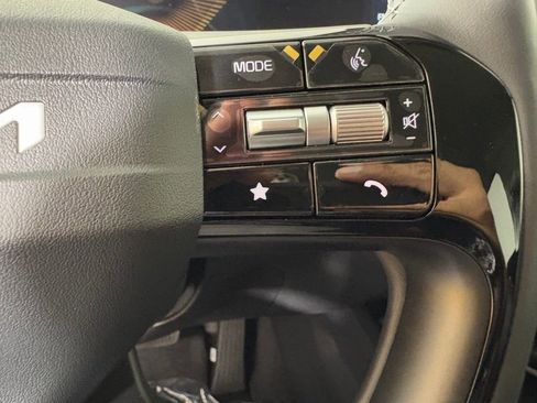 New 2026 Kia Sorento LX image 24