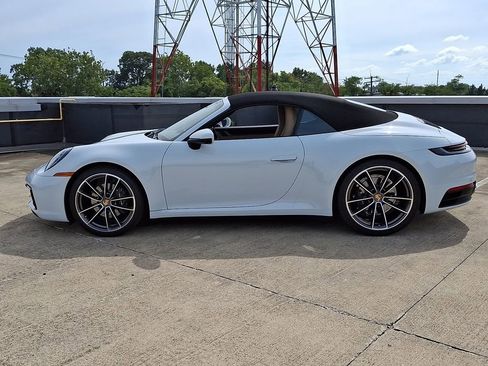 Used 2023 Porsche 911 Carrera image 32