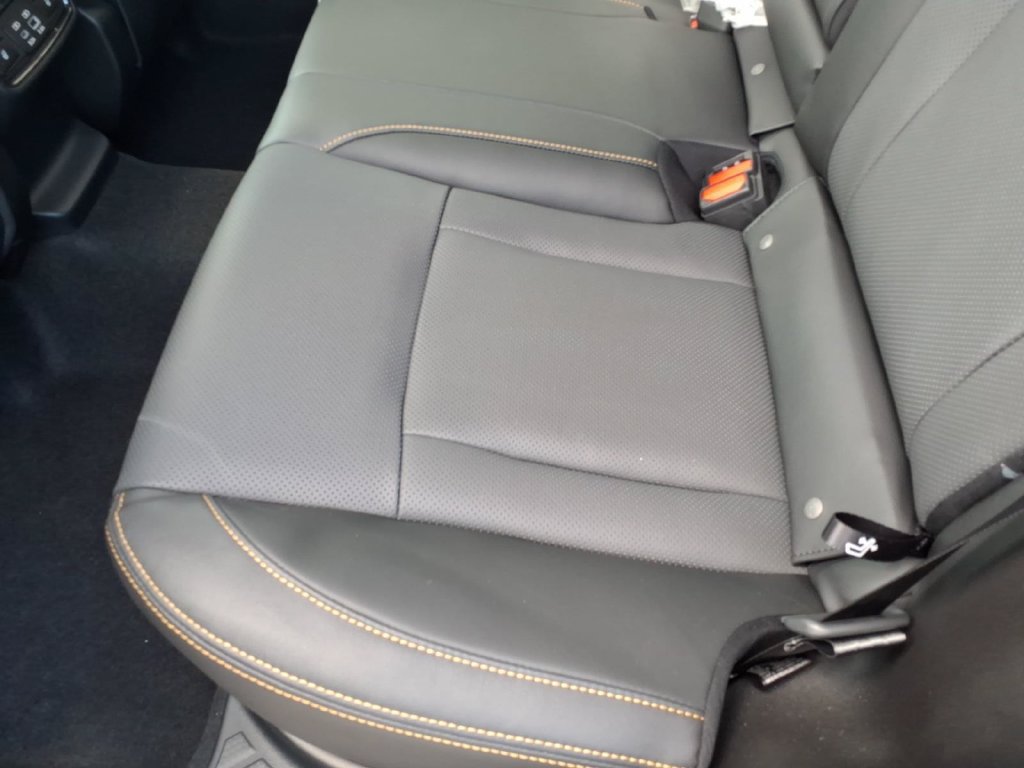 New 2026 Subaru Outback Wilderness w/ Wilderness Package AWD/4WD image 12