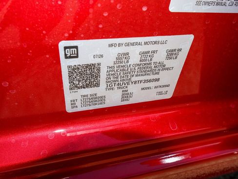 New 2026 GMC Sierra 3500 AT4 w/ AT4 Premium Plus Package AWD/4WD image 40